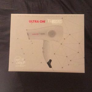 Ultra CHI Titanium blow dryer
